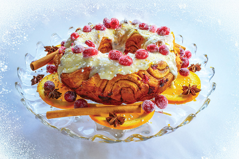 Cranberry-Orange Cinnamon Roll Wreath